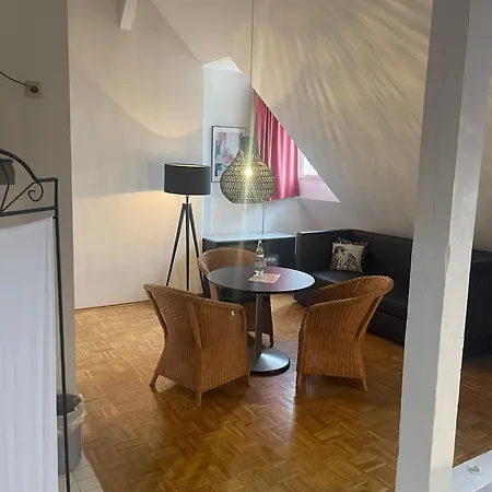Whliving - & In *