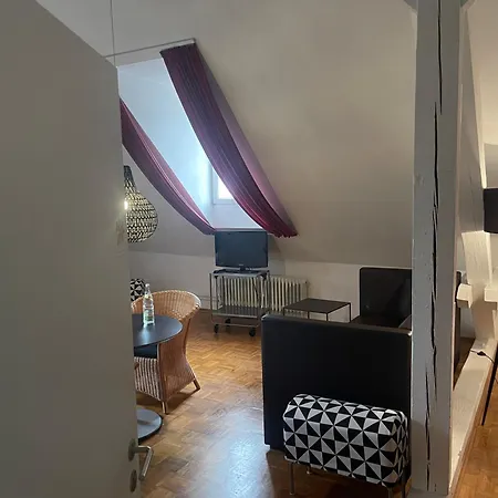Whliving - & In 3*