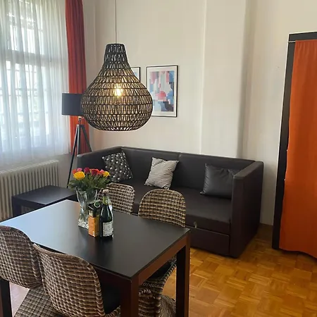Whliving - & In