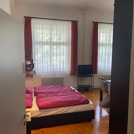 Whliving - & In Apart Otel 3*