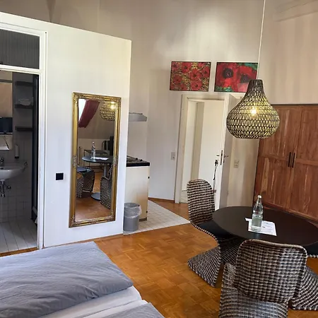 Whliving - & In 3* קונסטנץ