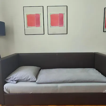 Whliving - & In