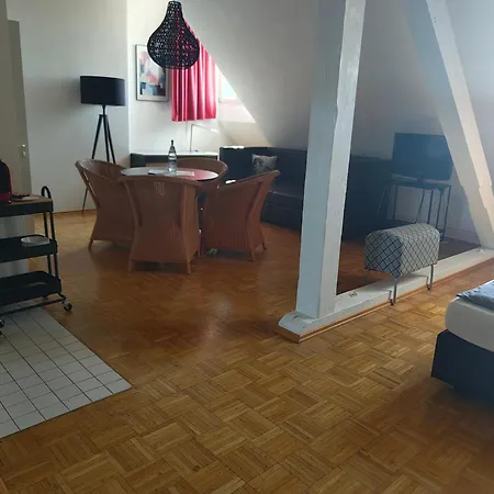 公寓式酒店 Whliving - & In