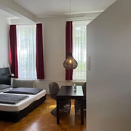 Whliving - & In