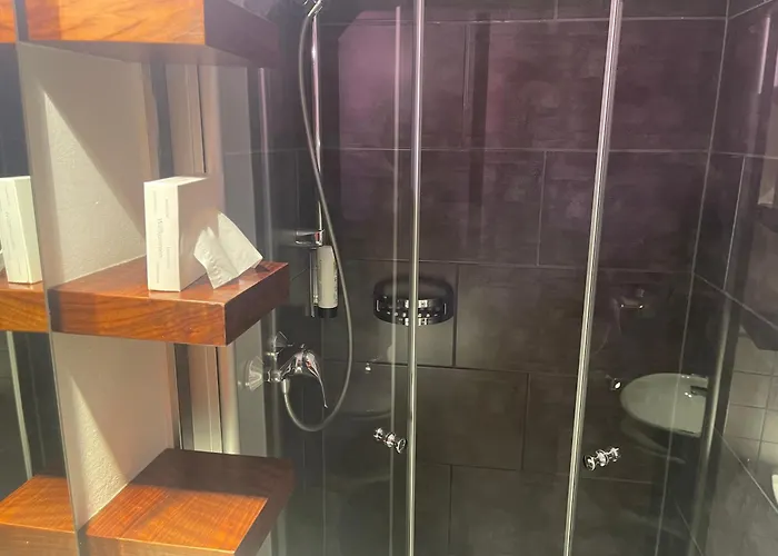 Whliving - & In Lägenhetshotell 3*