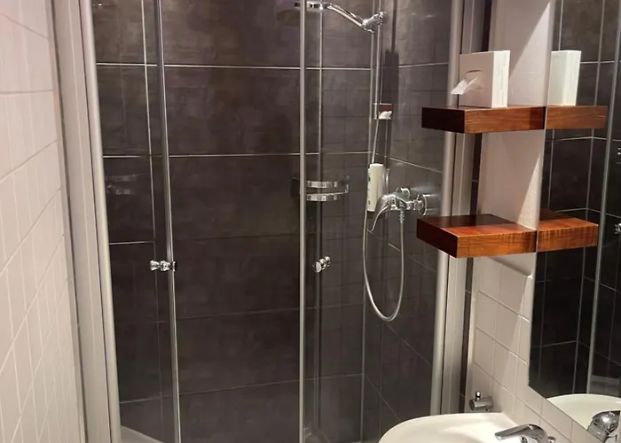 Whliving - & In Lägenhetshotell 3*